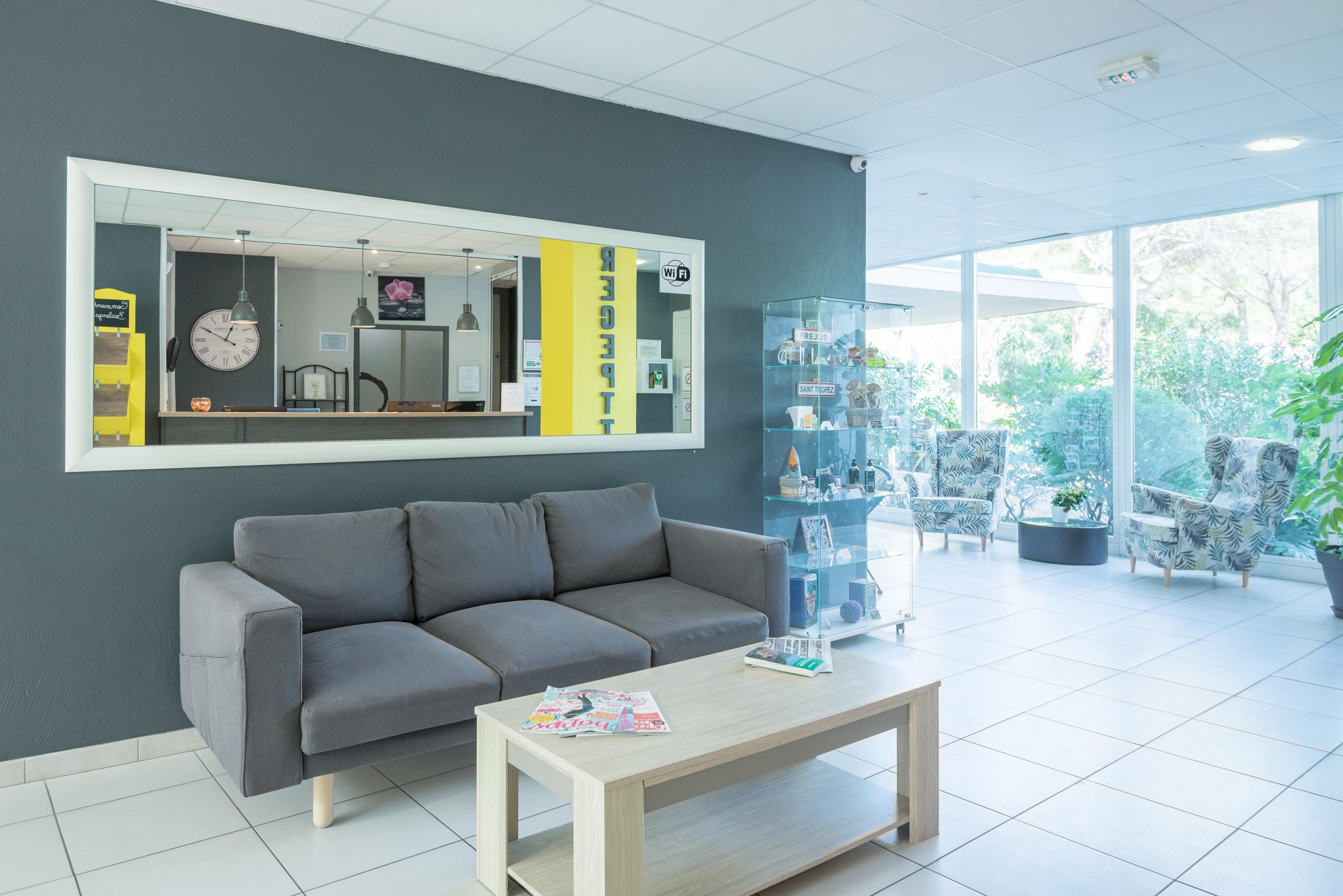 Comfort Aparthotel Frejus La Tour De Mare Exterior foto
